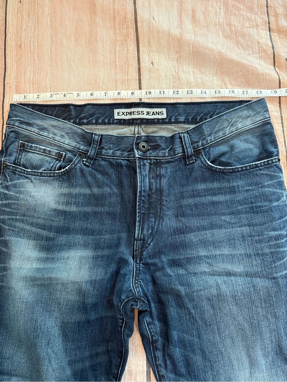 Express Kingston Classic Fit Regular Rise Bootcut Dark Wash Denim Jeans 34X30 - Picture 3 of 12